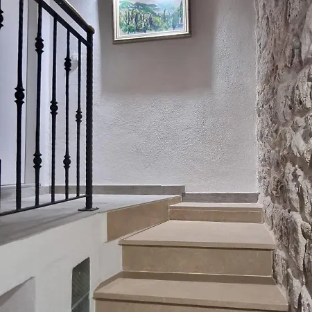 Lorenzo Old Town Апартаменты *