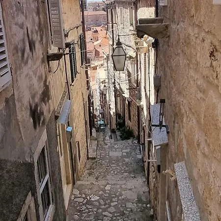 Lorenzo Old Town Apartmán *